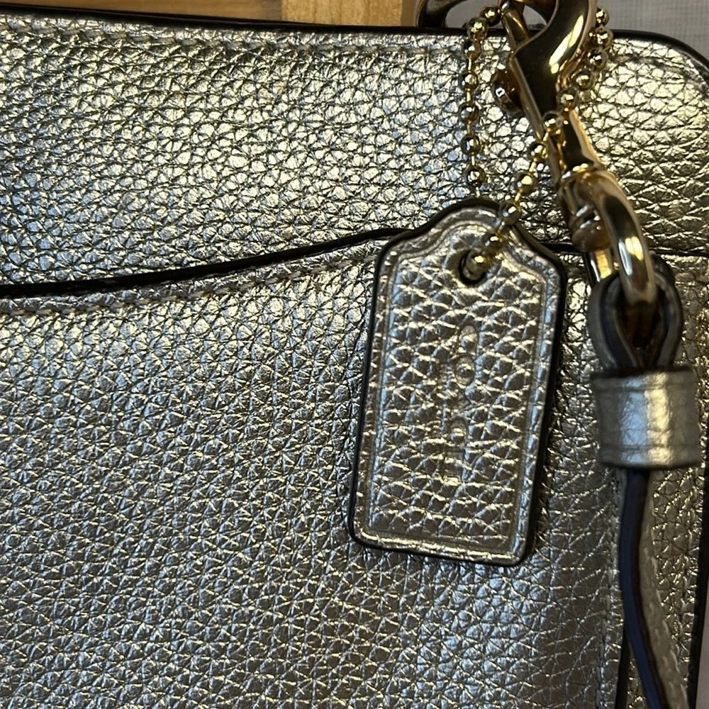 Coach almost new wallet pocket book with card insert